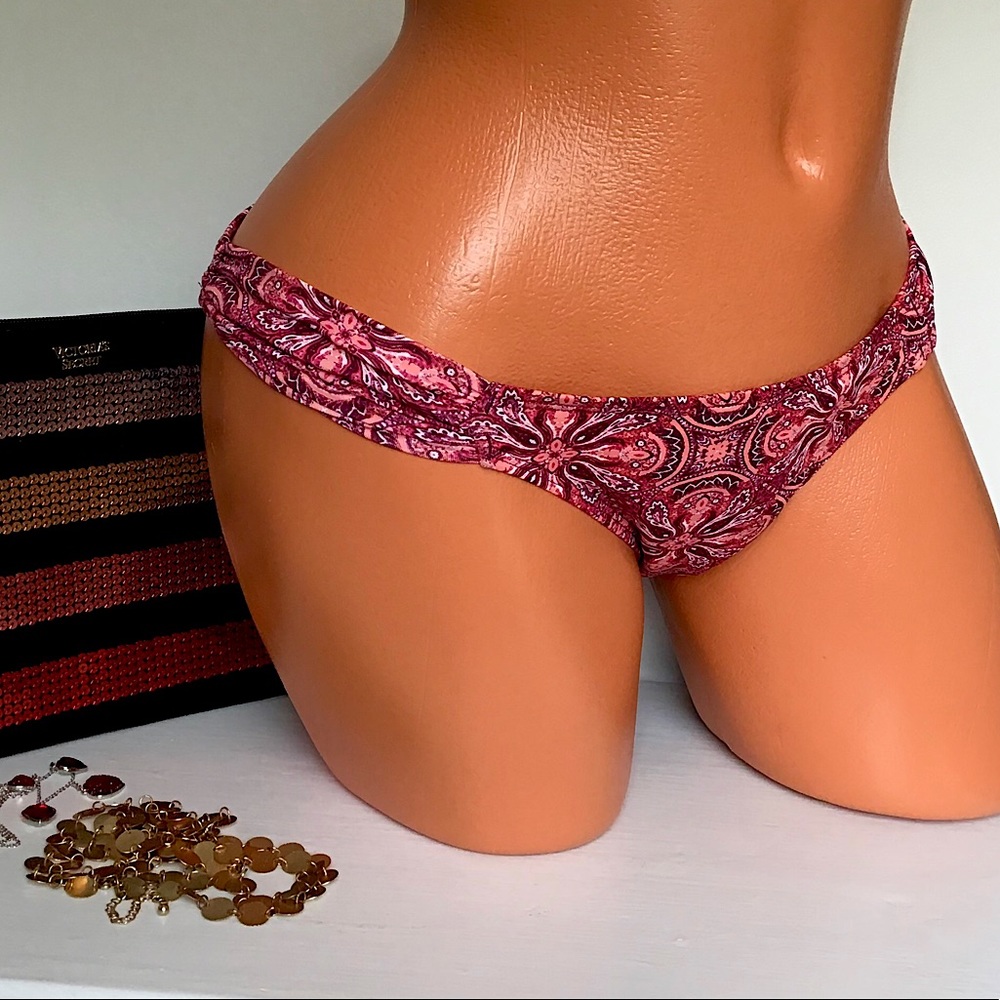 Altar’d State Red Paisley Ruched Bikini Bottom Size Large
